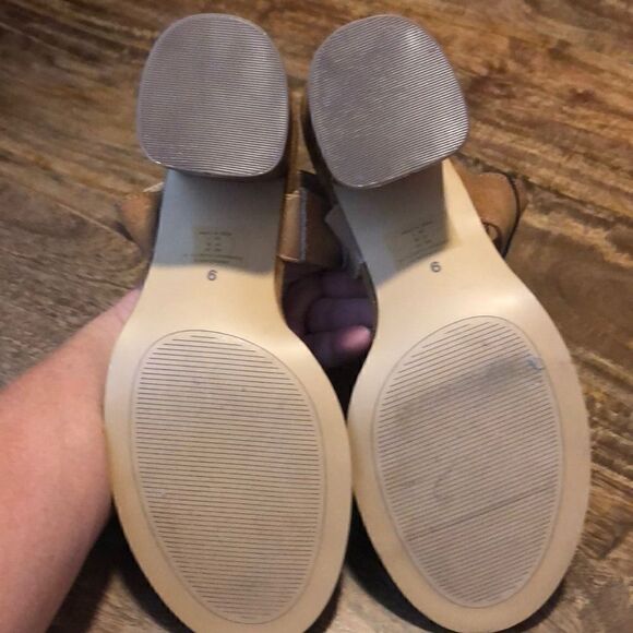 Amazon Essential Slip on PU Suede Sandals camel - Picture 5 of 7